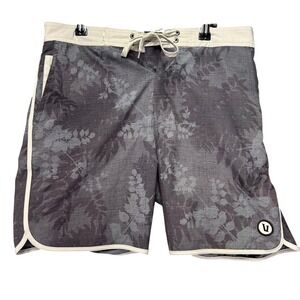Vuori Board Shorts Cruise Mens 34 Grey Floral Stretch Surf Beachwear
